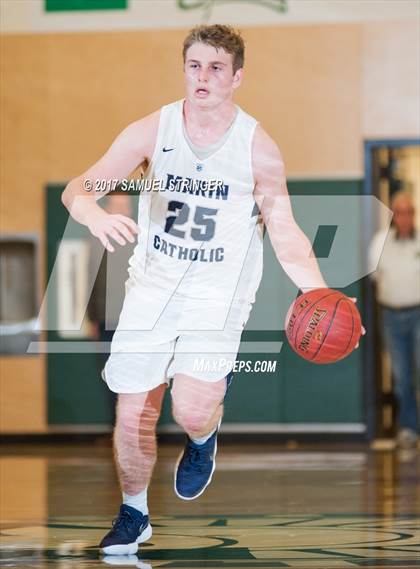 Thumbnail 2 in Marin Catholic vs. Serra (Vontoure Spartan Classic) photogallery.