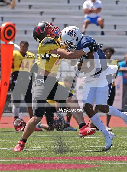 Thumbnail 2 in Big 33 Football Classic Maryland vs Pennsylvania photogallery.