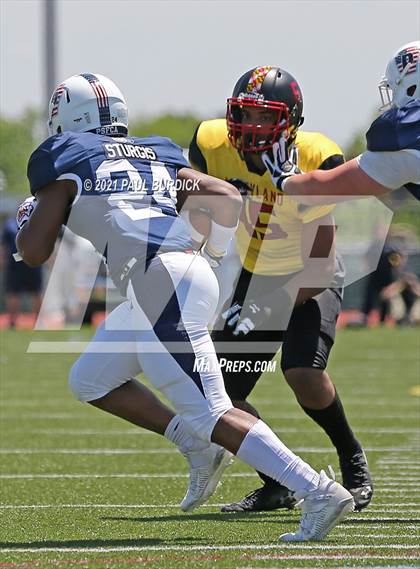 Thumbnail 1 in Big 33 Football Classic Maryland vs Pennsylvania photogallery.