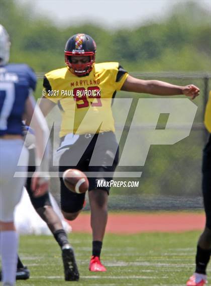 Thumbnail 1 in Big 33 Football Classic Maryland vs Pennsylvania photogallery.