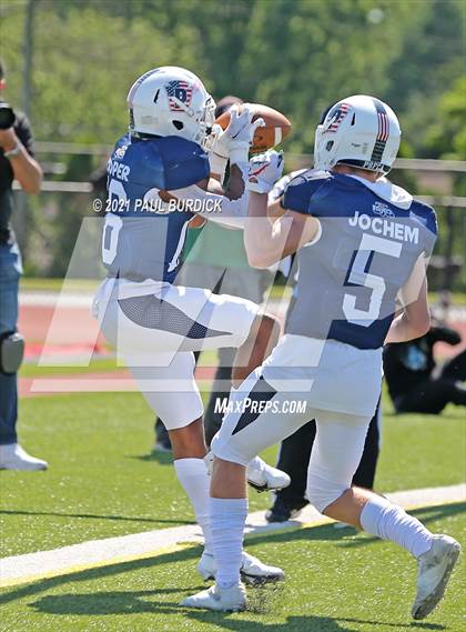 Thumbnail 1 in Big 33 Football Classic Maryland vs Pennsylvania photogallery.