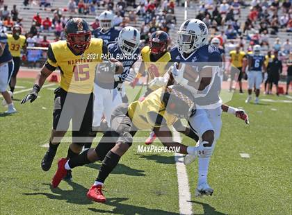 Thumbnail 2 in Big 33 Football Classic Maryland vs Pennsylvania photogallery.