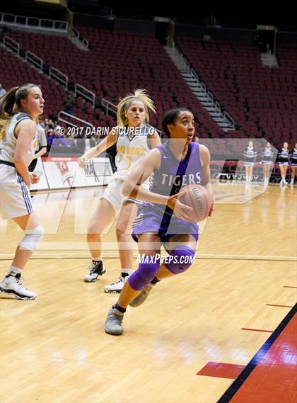 Thumbnail 3 in Millennium vs. Gilbert (AIA 6A Semifinal Playoff) photogallery.