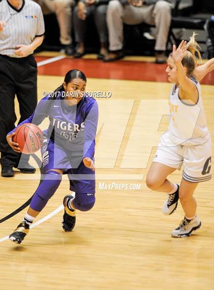 Thumbnail 2 in Millennium vs. Gilbert (AIA 6A Semifinal Playoff) photogallery.