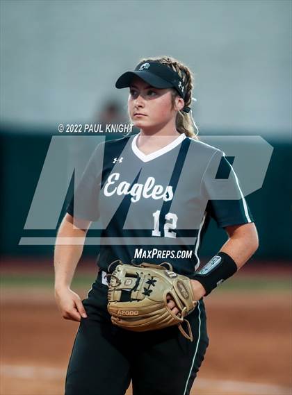 Thumbnail 1 in O'Connor vs. Lake Ridge (6A UIL State Championship) photogallery.