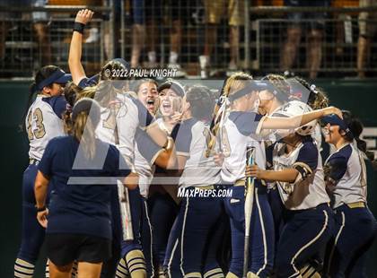 Thumbnail 3 in O'Connor vs. Lake Ridge (6A UIL State Championship) photogallery.