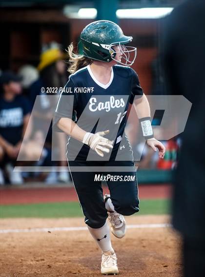 Thumbnail 2 in O'Connor vs. Lake Ridge (6A UIL State Championship) photogallery.