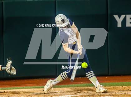 Thumbnail 2 in O'Connor vs. Lake Ridge (6A UIL State Championship) photogallery.