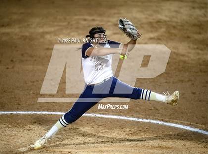 Thumbnail 2 in O'Connor vs. Lake Ridge (6A UIL State Championship) photogallery.