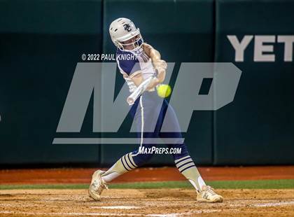 Thumbnail 3 in O'Connor vs. Lake Ridge (6A UIL State Championship) photogallery.