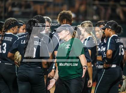 Thumbnail 3 in O'Connor vs. Lake Ridge (6A UIL State Championship) photogallery.