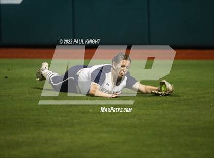 Thumbnail 1 in O'Connor vs. Lake Ridge (6A UIL State Championship) photogallery.