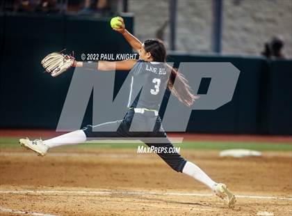 Thumbnail 3 in O'Connor vs. Lake Ridge (6A UIL State Championship) photogallery.