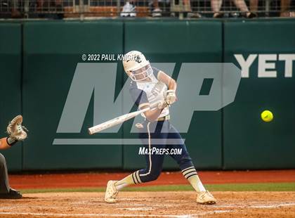 Thumbnail 2 in O'Connor vs. Lake Ridge (6A UIL State Championship) photogallery.