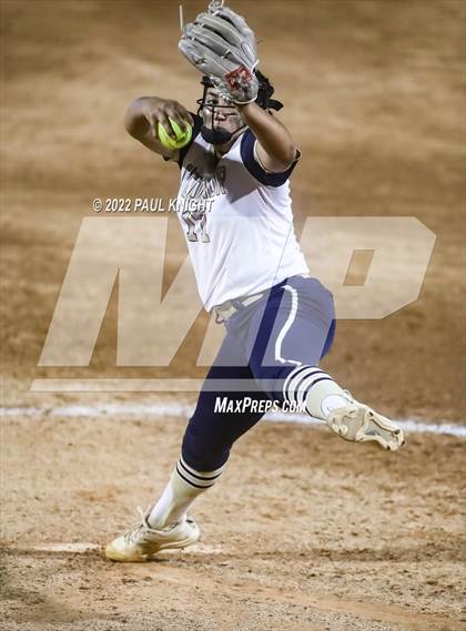 Thumbnail 1 in O'Connor vs. Lake Ridge (6A UIL State Championship) photogallery.