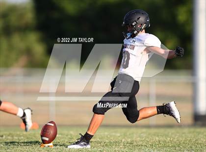 Thumbnail 1 in Hamilton @ Millsap photogallery.