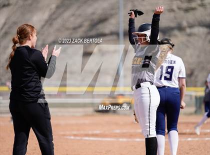 Thumbnail 1 in Emery @ Duchesne photogallery.