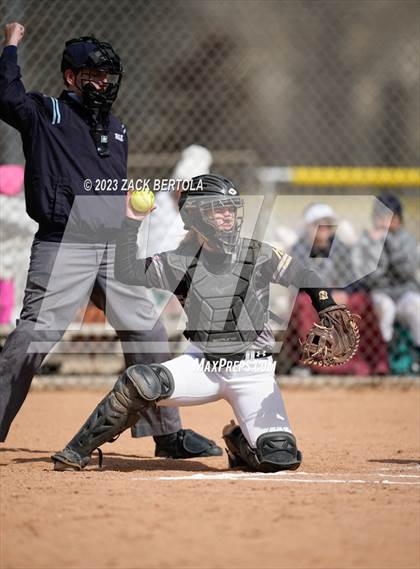 Thumbnail 1 in Emery @ Duchesne photogallery.