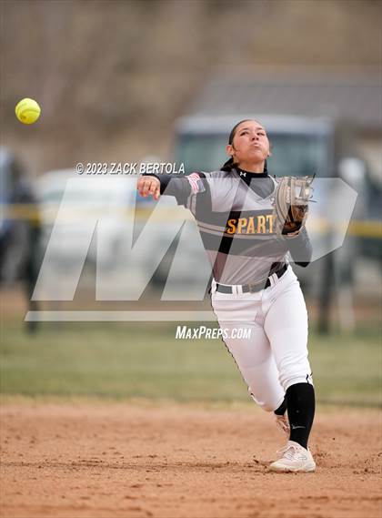 Thumbnail 1 in Emery @ Duchesne photogallery.
