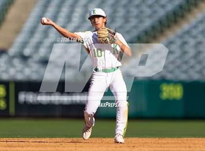 Thumbnail 3 in Kennedy vs. Norwalk photogallery.