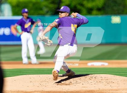 Thumbnail 2 in Kennedy vs. Norwalk photogallery.