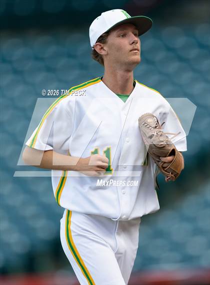Thumbnail 3 in Kennedy vs. Norwalk photogallery.