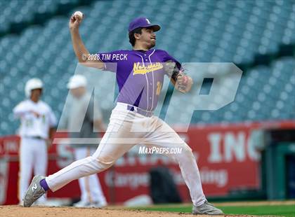 Thumbnail 2 in Kennedy vs. Norwalk photogallery.