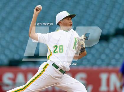 Thumbnail 3 in Kennedy vs. Norwalk photogallery.