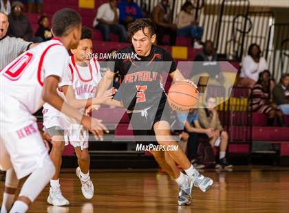 Thumbnail 2 in Hirschi vs. Petrolia (Fantasy of Lights) photogallery.