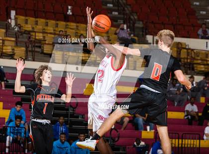 Thumbnail 1 in Hirschi vs. Petrolia (Fantasy of Lights) photogallery.
