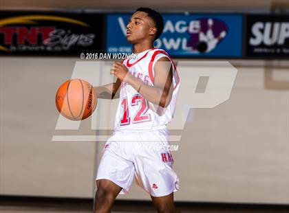 Thumbnail 3 in Hirschi vs. Petrolia (Fantasy of Lights) photogallery.