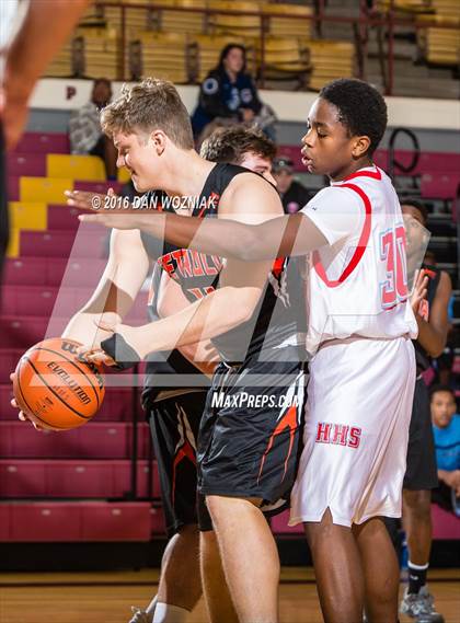 Thumbnail 2 in Hirschi vs. Petrolia (Fantasy of Lights) photogallery.