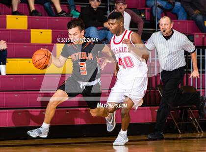 Thumbnail 3 in Hirschi vs. Petrolia (Fantasy of Lights) photogallery.