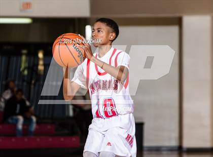 Thumbnail 1 in Hirschi vs. Petrolia (Fantasy of Lights) photogallery.