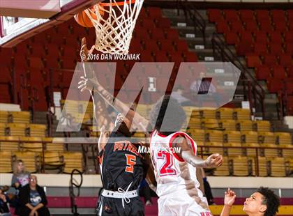 Thumbnail 3 in Hirschi vs. Petrolia (Fantasy of Lights) photogallery.