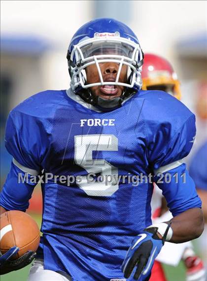 Thumbnail 2 in Glasgow vs. Wilmington Charter (Flash Training Classic) photogallery.