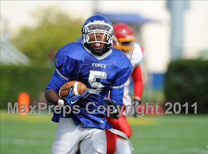 Thumbnail 1 in Glasgow vs. Wilmington Charter (Flash Training Classic) photogallery.