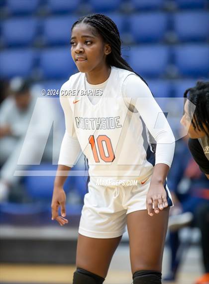 Thumbnail 2 in Mundy's Mill vs. Northside (Oscar Wimberly Christmas Classic @ Lamar County HS) photogallery.