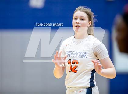 Thumbnail 2 in Mundy's Mill vs. Northside (Oscar Wimberly Christmas Classic @ Lamar County HS) photogallery.