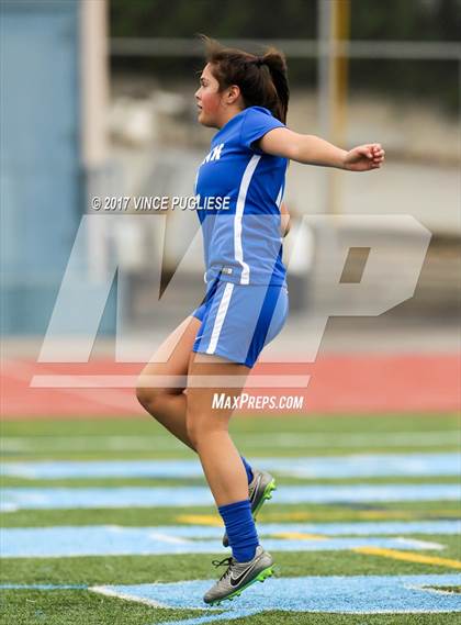 Thumbnail 1 in Burbank @ Crescenta Valley photogallery.