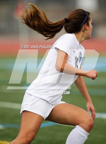 Thumbnail 3 in Burbank @ Crescenta Valley photogallery.