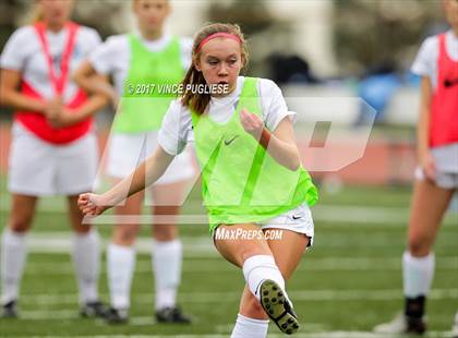 Thumbnail 2 in Burbank @ Crescenta Valley photogallery.
