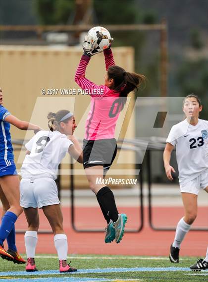 Thumbnail 1 in Burbank @ Crescenta Valley photogallery.
