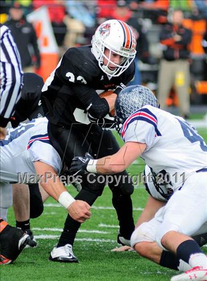 Thumbnail 1 in Chagrin Falls vs. Bishop Hartley (OHSAA D4 Final) photogallery.