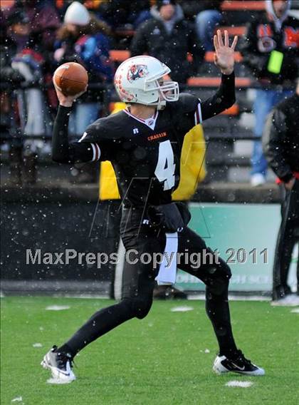 Thumbnail 1 in Chagrin Falls vs. Bishop Hartley (OHSAA D4 Final) photogallery.