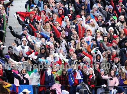 Thumbnail 3 in Chagrin Falls vs. Bishop Hartley (OHSAA D4 Final) photogallery.
