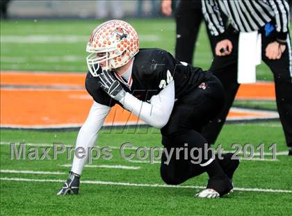 Thumbnail 1 in Chagrin Falls vs. Bishop Hartley (OHSAA D4 Final) photogallery.