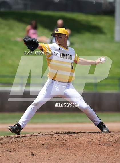 Thumbnail 3 in Union vs. Canyon View (UHSAA 3A Semifinal) photogallery.
