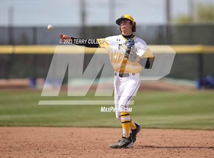 Thumbnail 1 in Union vs. Canyon View (UHSAA 3A Semifinal) photogallery.