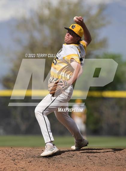 Thumbnail 2 in Union vs. Canyon View (UHSAA 3A Semifinal) photogallery.